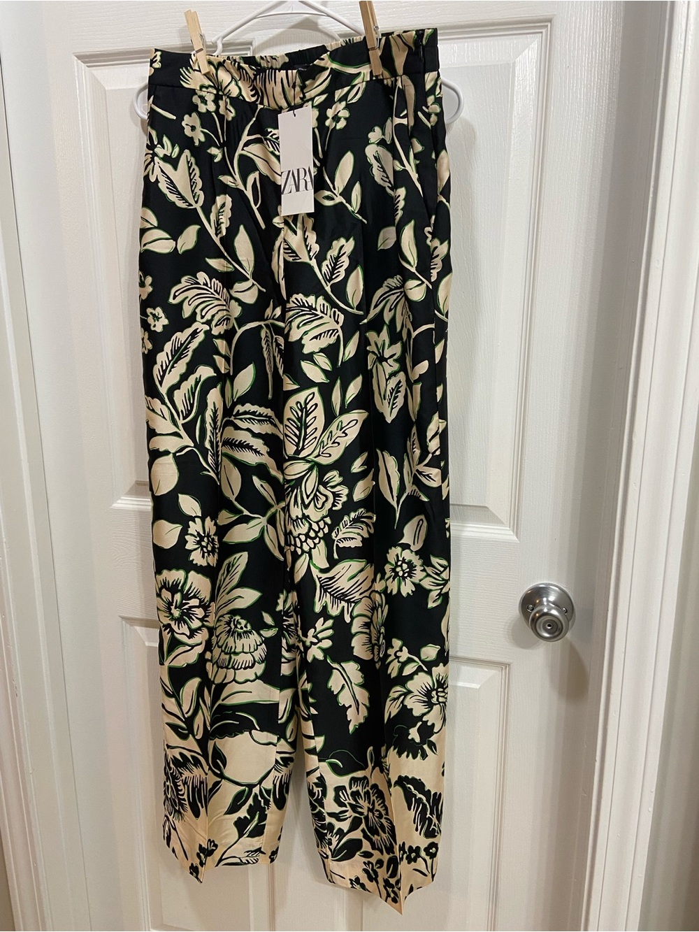 ZARA Black Floral Wide-Leg Pants